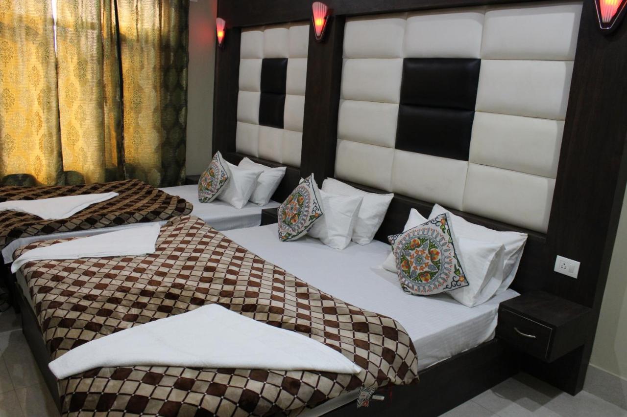 Hotel Samar Срінагар Екстер'єр фото